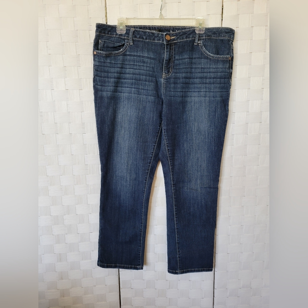 SIMPLY VERA Vera Wang Mid Rise Denim Capris Size 16
